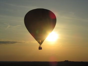 En de winnaar van de ballonvaart voor 2 is……